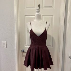 Keepsake V-cut Spaghetti Strap Short Jumpsuit in Burgundy Size M